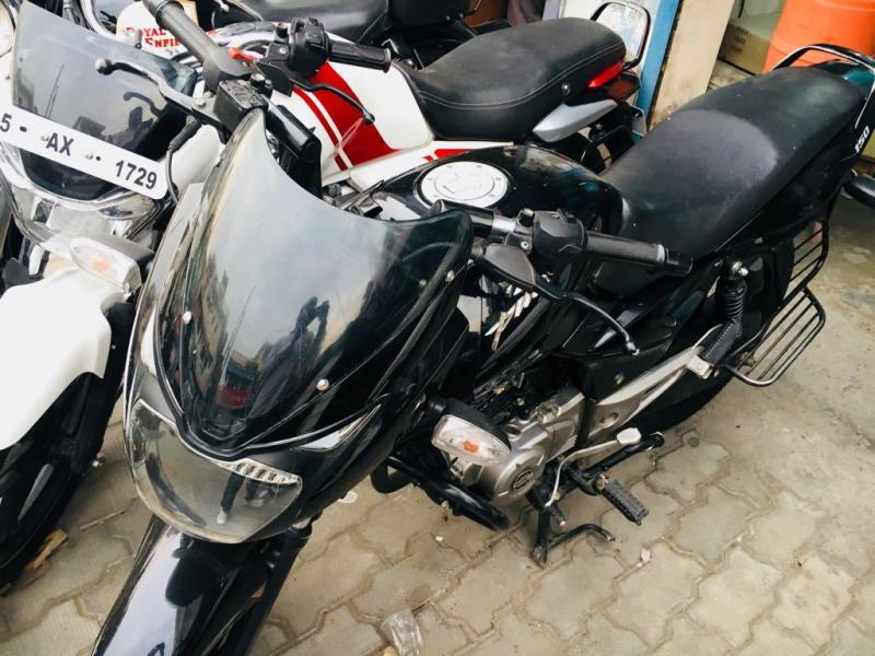 Bajaj Pulsar 150cc 2014