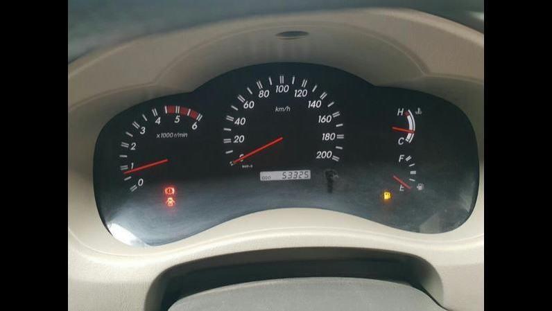 Toyota Innova 2.5 V 8 STR 2012