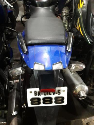 Bajaj Pulsar 220cc 2016