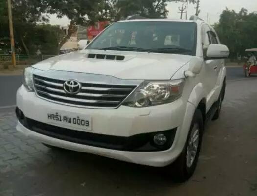 Toyota Fortuner 3.0 4x2 MT 2013