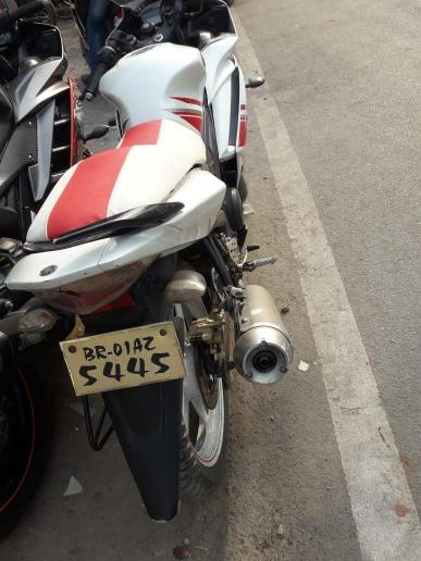 Yamaha YZF-R15 150cc 2011