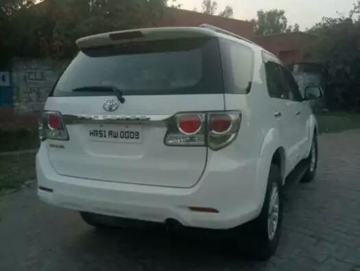 Toyota Fortuner 3.0 4x2 MT 2013