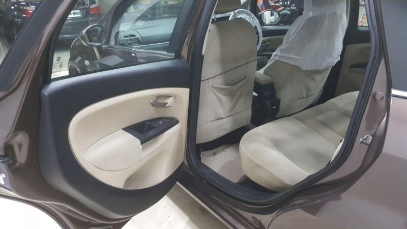 Fiat Linea EMOTION 1.4 2011