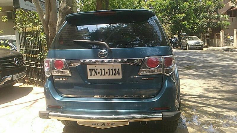 Toyota Fortuner 2.5 4x2 MT TRD Sportivo 2012