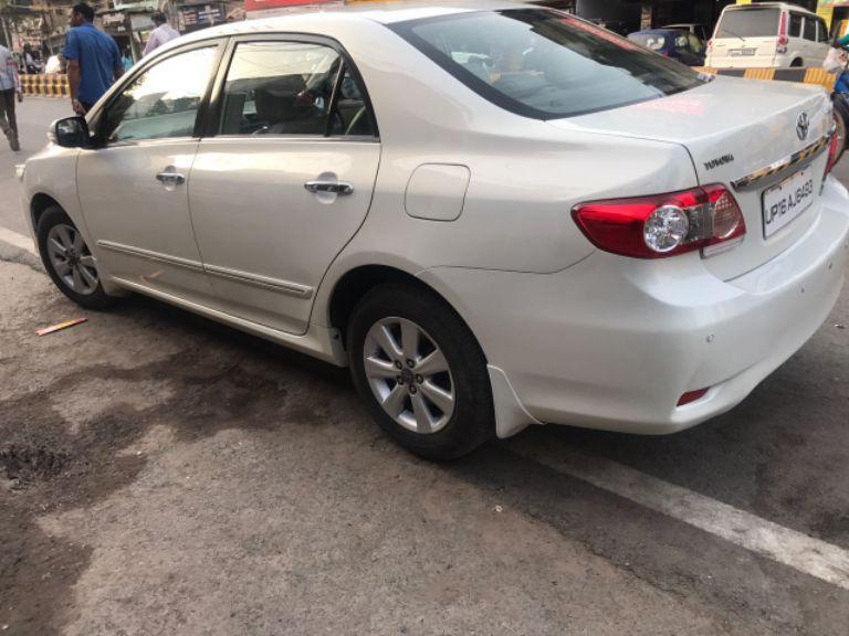 Toyota Corolla Altis D-4D J 2012