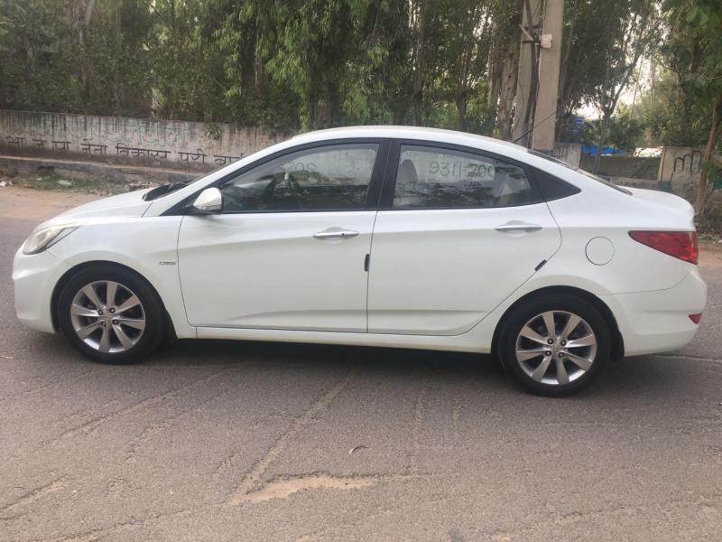 Hyundai Verna 1.6 CRDI SX 2011