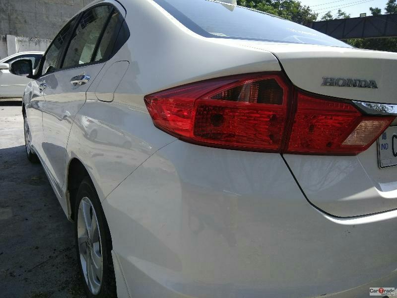 Honda City VX (O) BL i-VTEC 2015