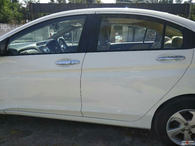 Honda City VX (O) BL i-VTEC 2015