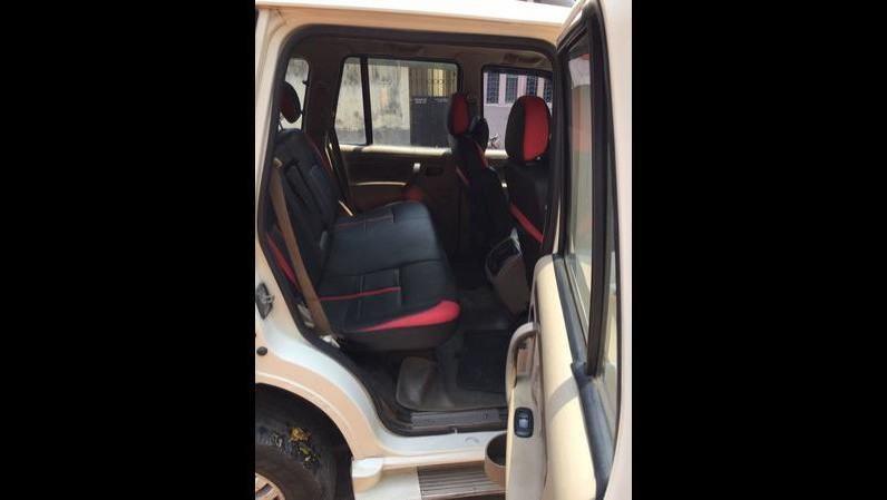 Mahindra Scorpio VLX 2WD 2013