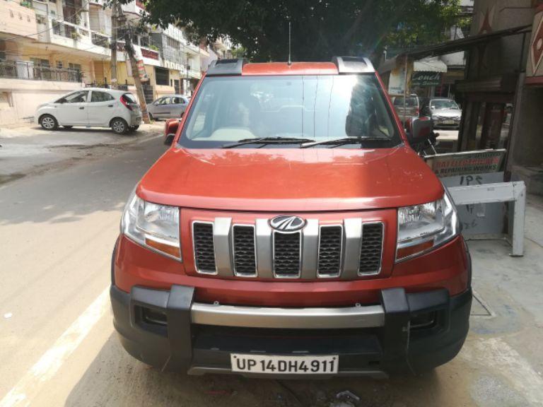 Mahindra TUV300 T8 mHAWK100 2017