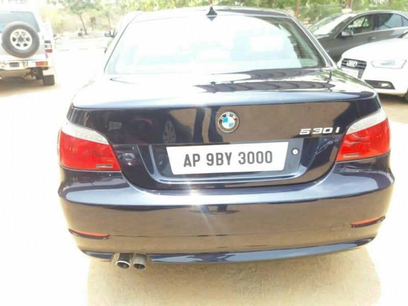 BMW 5 Series 530i 2009