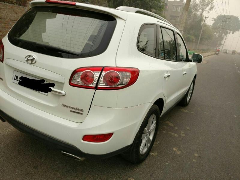 Hyundai Santa Fe 2WD MT 2011