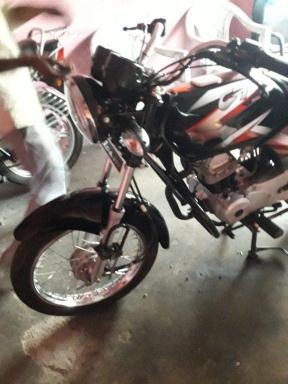 Bajaj CT 100 100cc 2016
