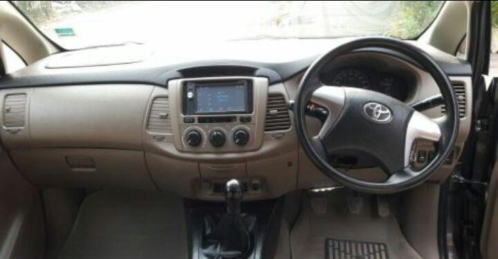 Toyota Innova 2.5 G 2012