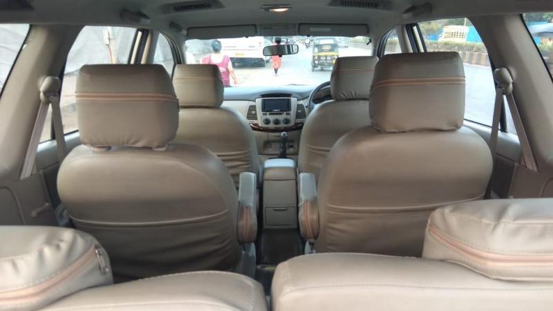 Toyota Innova 2.5 G4 7 STR 2012