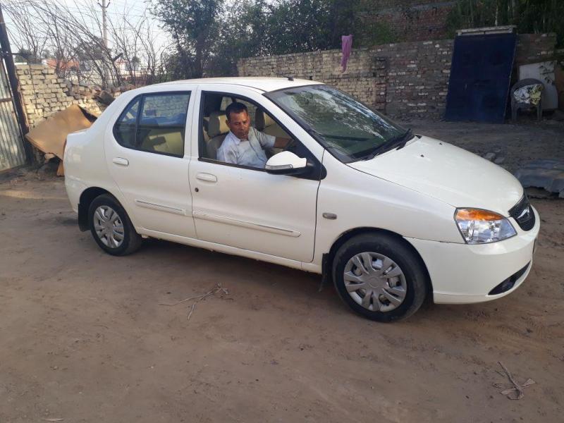 Tata Indigo eCS LX 2012