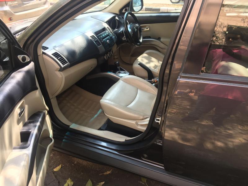 Mitsubishi Outlander 2.4 MIVEC 2010