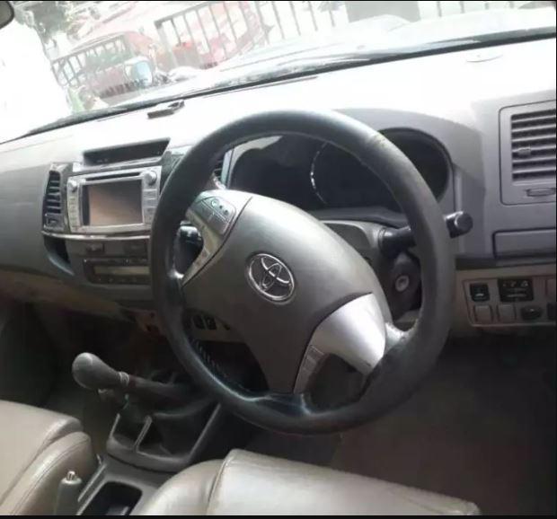Toyota Fortuner 3.0 4x2 MT 2013