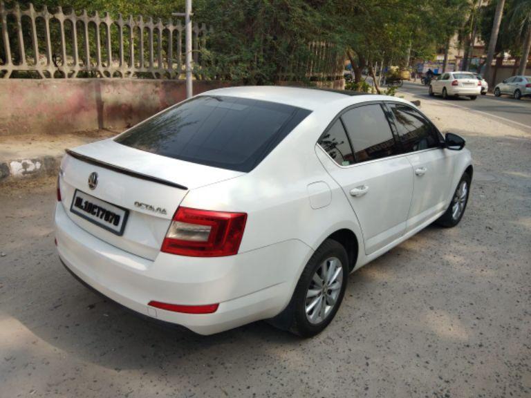 Skoda Octavia ELEGANCE 2.0 TDI AT 2016