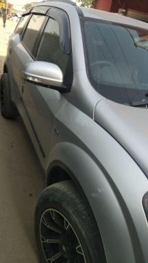 Mahindra XUV500 W8 4X4 2013