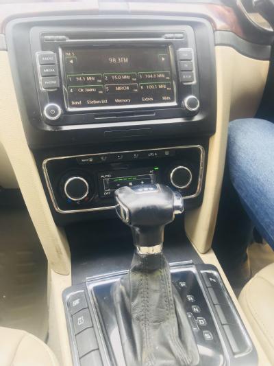 Skoda Superb ELEGANCE 2.0 TDI CR AT 2009