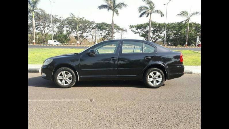 Skoda Laura AMBIENTE 1.9 TDI MT 2012