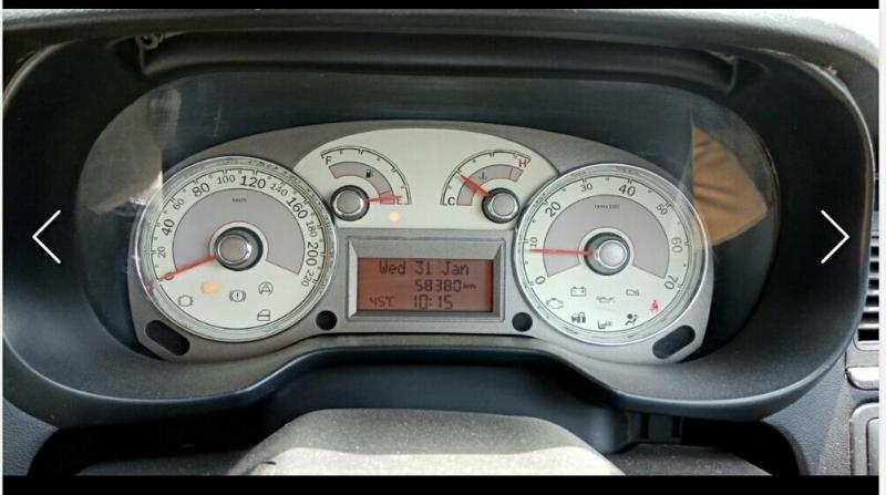Fiat Linea Emotion 1.3 2014