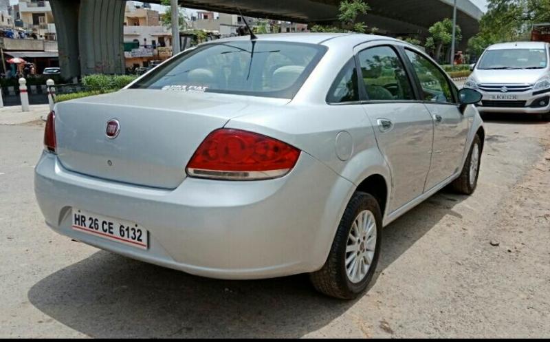 Fiat Linea Emotion 1.3 2014