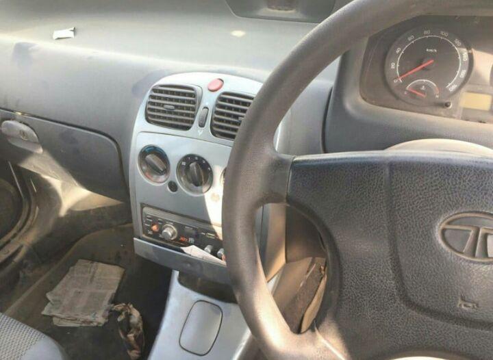Tata Indica DLS 2005