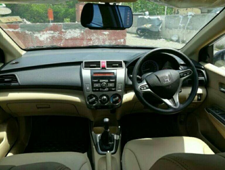 Honda City V MT DIESEL 2015
