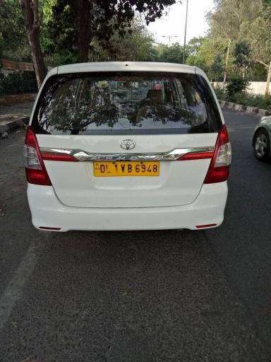 Toyota Innova 2.5 ZX 7 STR BS IV 2013