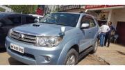 Toyota Fortuner 3.0 4X4 MT 2011