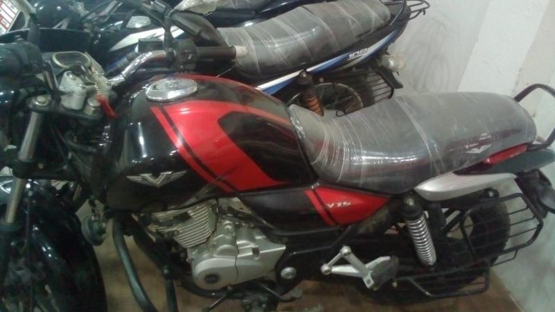 Bajaj V15 150cc 2016