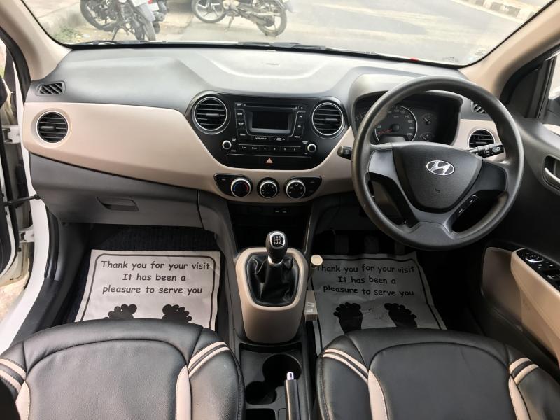 Hyundai Grand i10 Sportz (O) MT 1.2 Kappa VTVT 2015