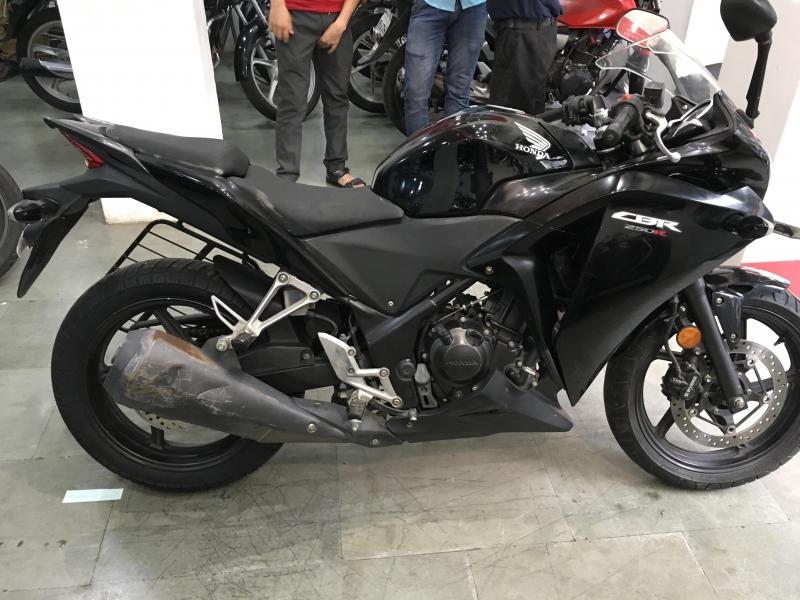 Honda CBR 250R 2015