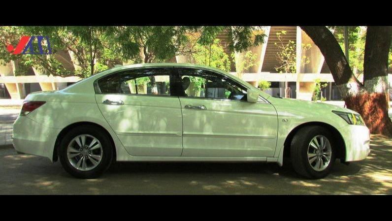 Honda Accord 2.4 i-VTEC MT 2011