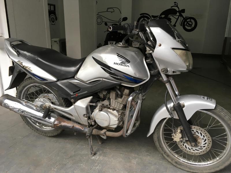 Honda CB Unicorn 150cc 2006