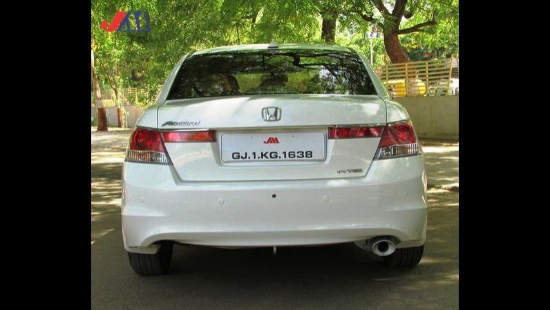 Honda Accord 2.4 i-VTEC MT 2011