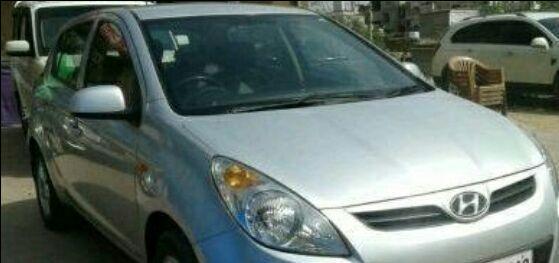 Hyundai i20 Sportz 1.2 2013