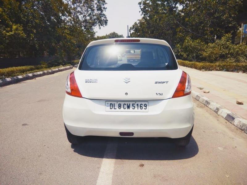 Maruti Suzuki Swift LXi 2012