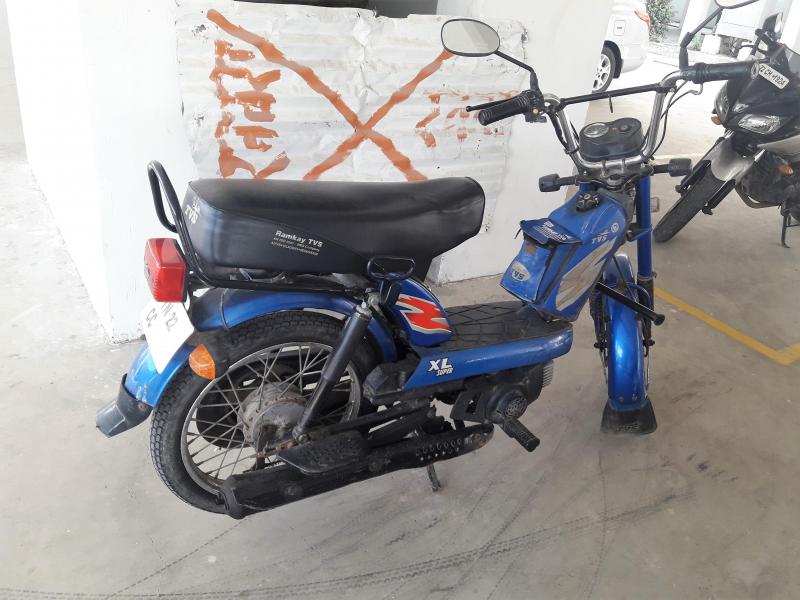 tvs xl super moped price
