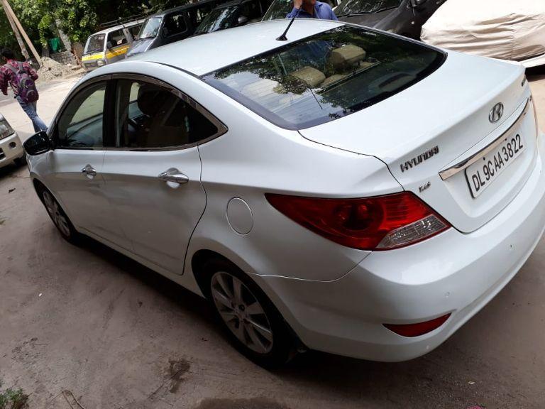Hyundai Verna FLUIDIC 1.6 CRDI SX AT 2012