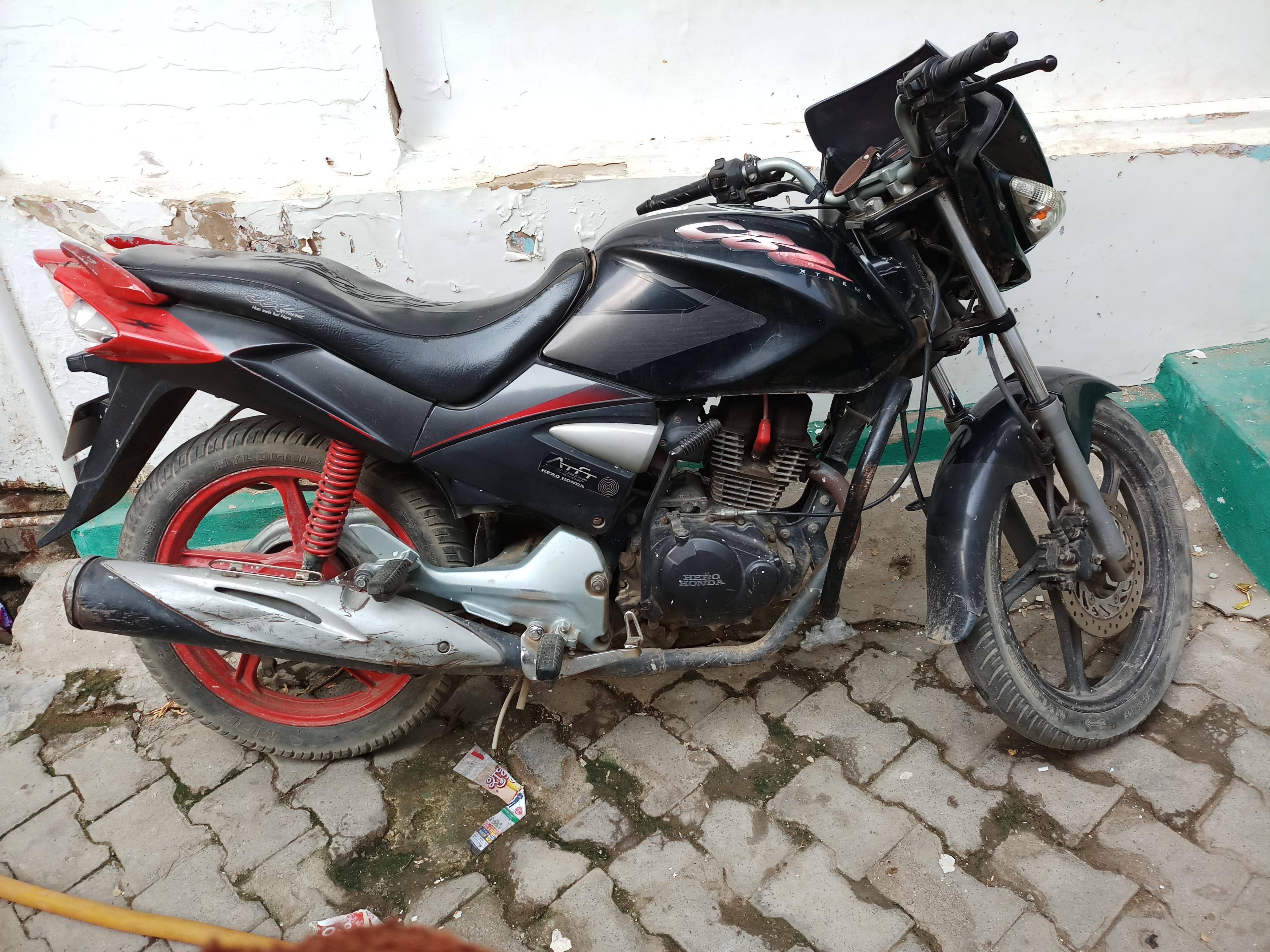 cbz xtreme 150cc mileage