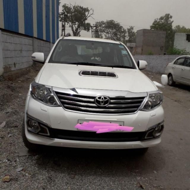 Toyota Fortuner 3.0 4x4 AT 2015