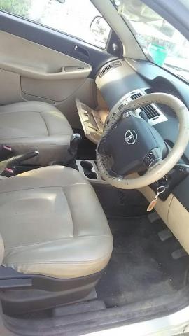 Tata Indica Vista LX Quadrajet 2012