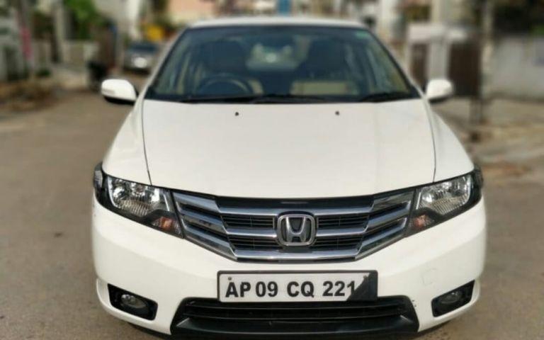 Honda City 1.5 V AT 2013