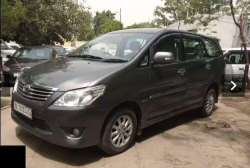 Toyota Innova 2.5 VX 8 STR BS IV 2013
