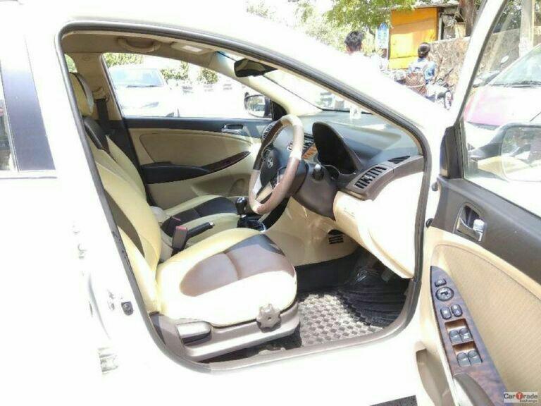 Hyundai Verna 1.6 CRDI SX 2012