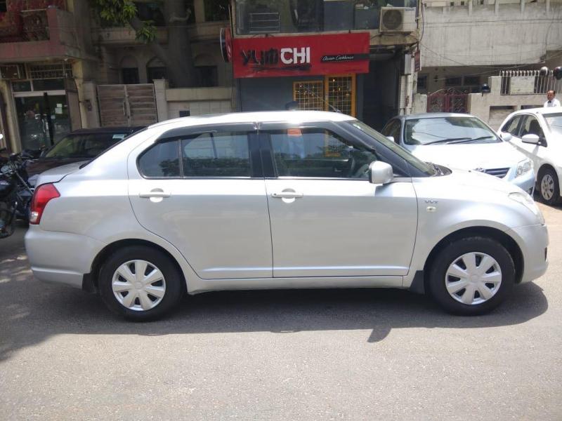 Maruti Suzuki Swift DZire VXi 2010