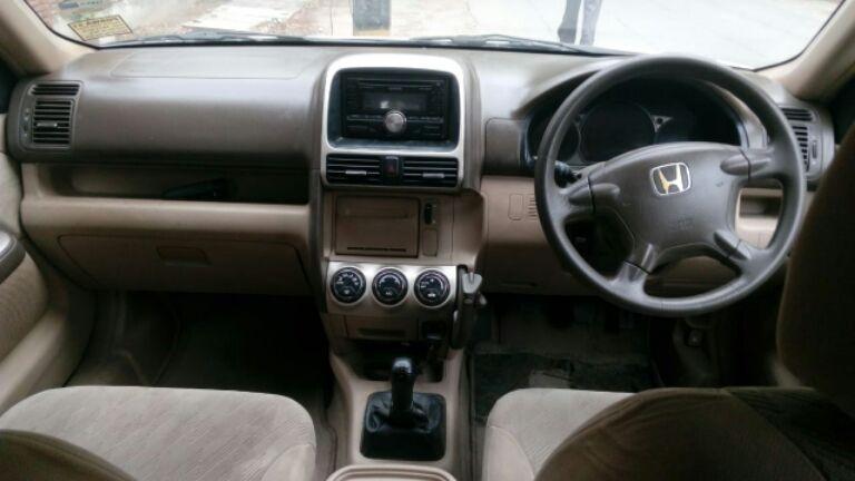 Honda CR-V 2.0L 2WD MT 2006